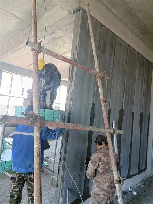 輕質(zhì)隔墻板施工現(xiàn)場
